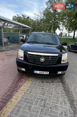 Внедорожник / Кроссовер Cadillac Escalade 2007 в Киеве