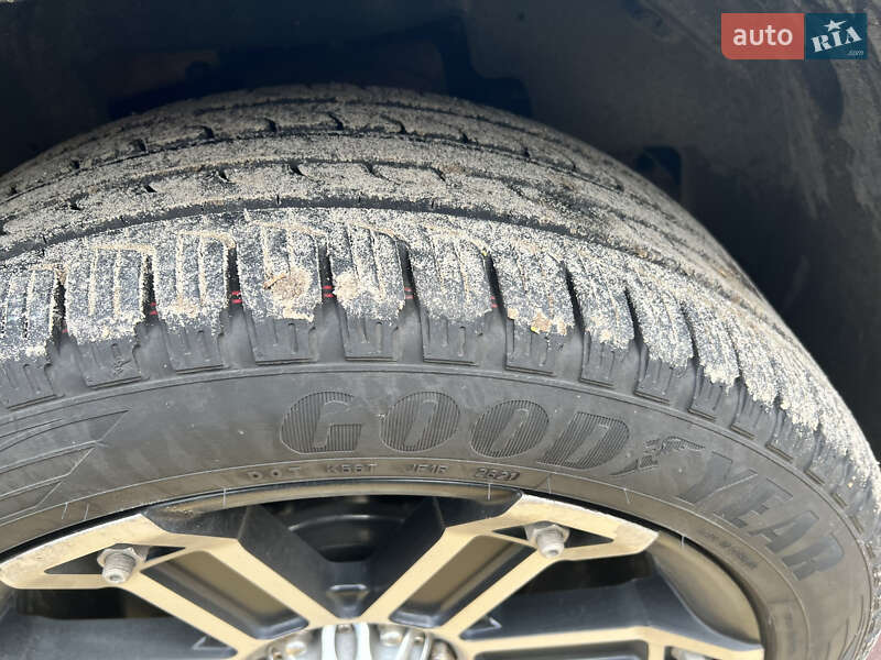 Внедорожник / Кроссовер Cadillac Escalade 2008 в Киеве