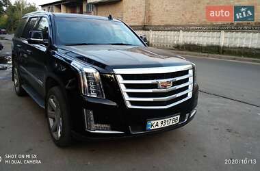 Позашляховик / Кросовер Cadillac Escalade 2017 в Києві