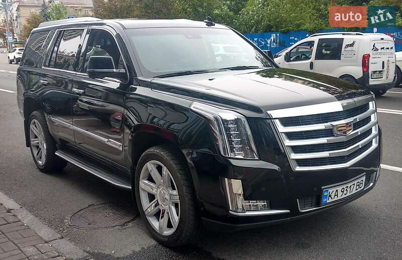 Позашляховик / Кросовер Cadillac Escalade 2017 в Києві