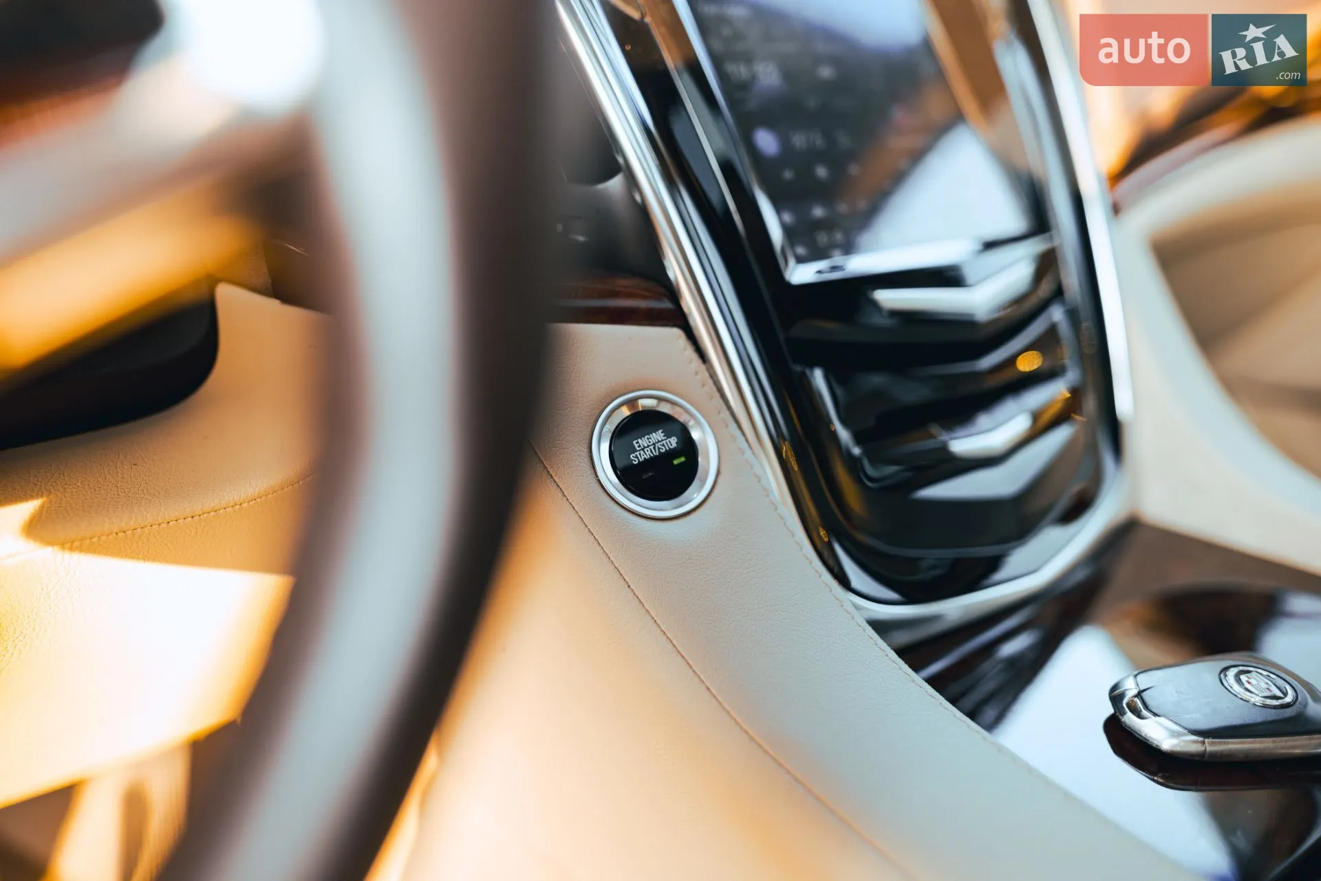 2014 Cadillac Escalade - мініатюра 33