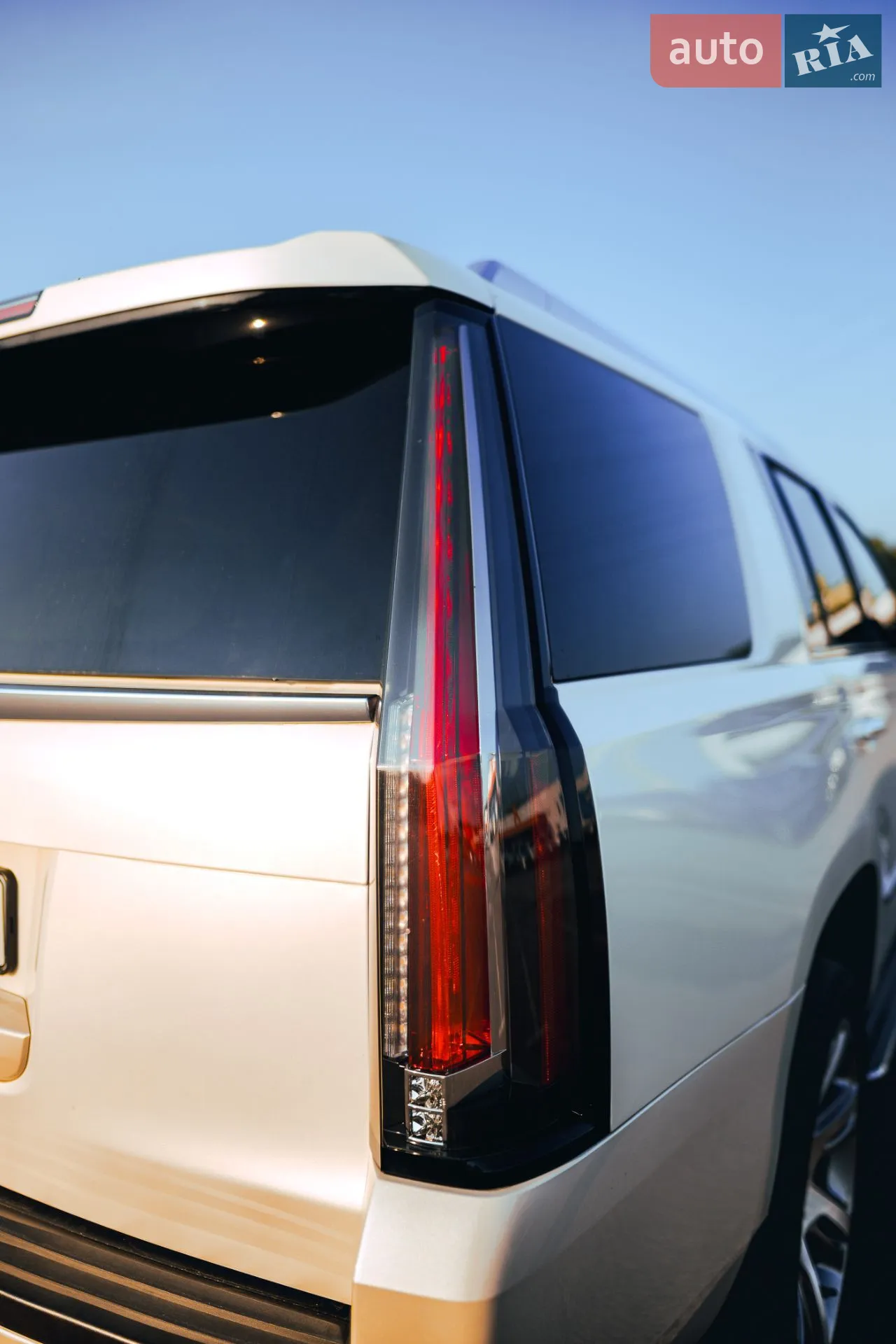 2014 Cadillac Escalade - мініатюра 41