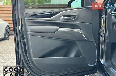 Внедорожник / Кроссовер Cadillac Escalade 2021 в 