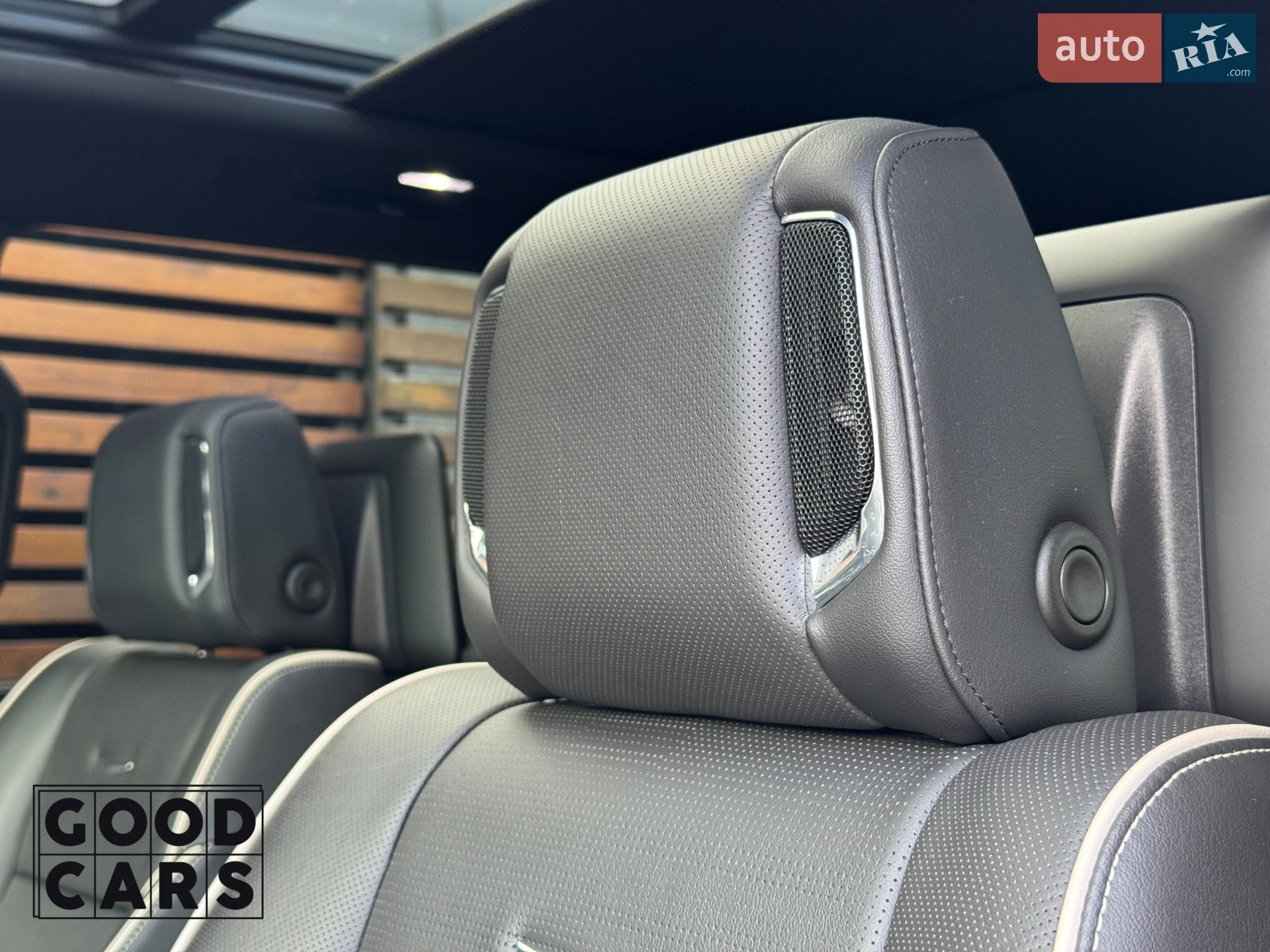 2021 Cadillac Escalade - мініатюра 18