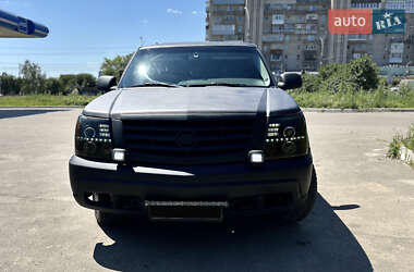 Внедорожник / Кроссовер Cadillac Escalade 2001 в Киеве