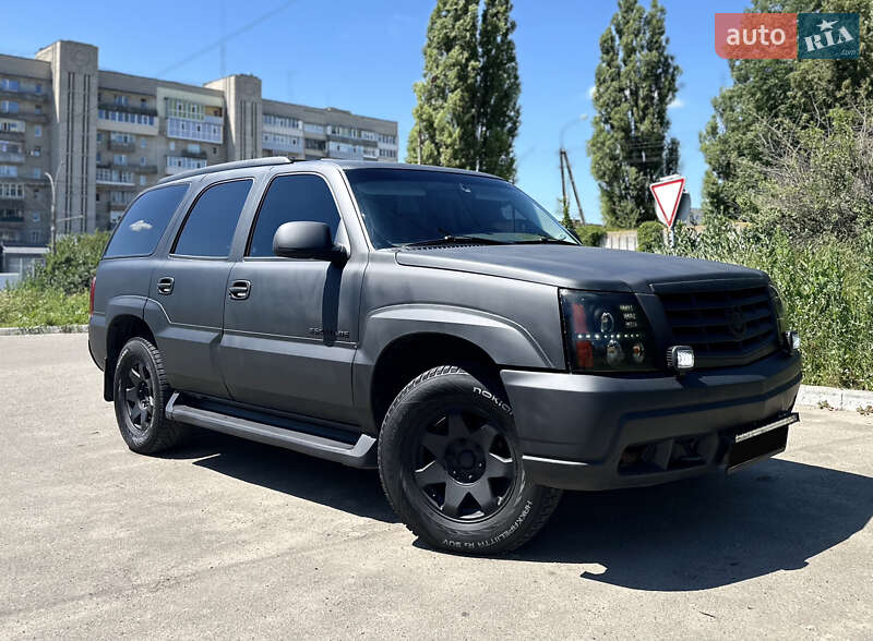 Внедорожник / Кроссовер Cadillac Escalade 2001 в Киеве