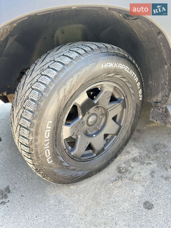 Внедорожник / Кроссовер Cadillac Escalade 2001 в Киеве