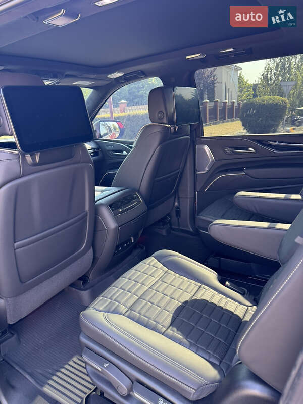 Универсал Cadillac Escalade 2024 в Одессе
