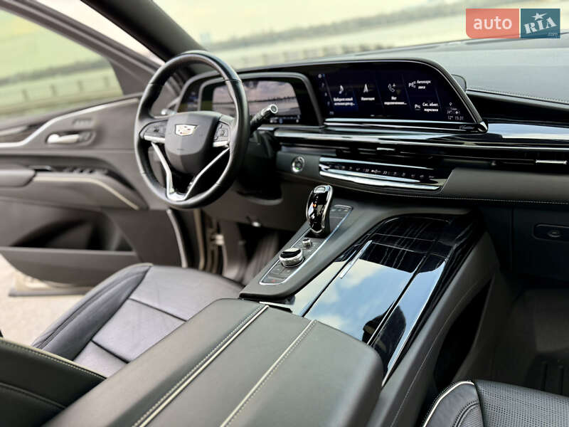 Внедорожник / Кроссовер Cadillac Escalade 2020 в Киеве