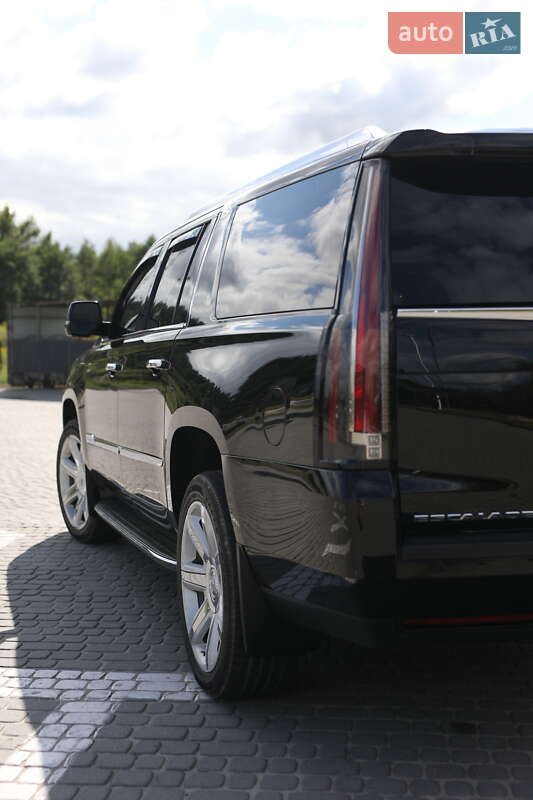 Внедорожник / Кроссовер Cadillac Escalade 2014 в Львове фото 5 Внедорожник / Кроссовер Cadillac Escalade 2014 в Львове
