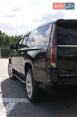 Внедорожник / Кроссовер Cadillac Escalade 2014 в 