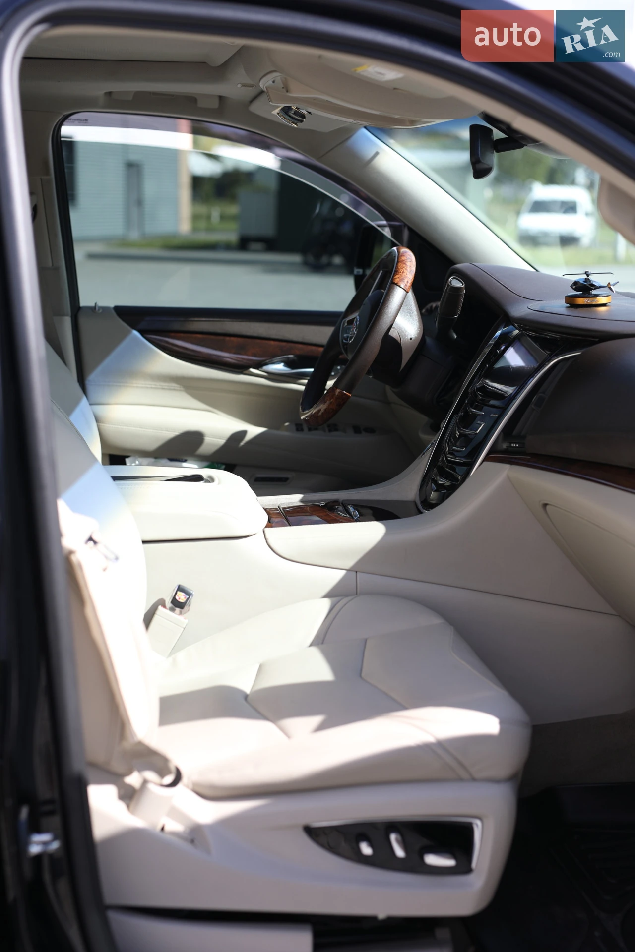 2014 Cadillac Escalade - мініатюра 10