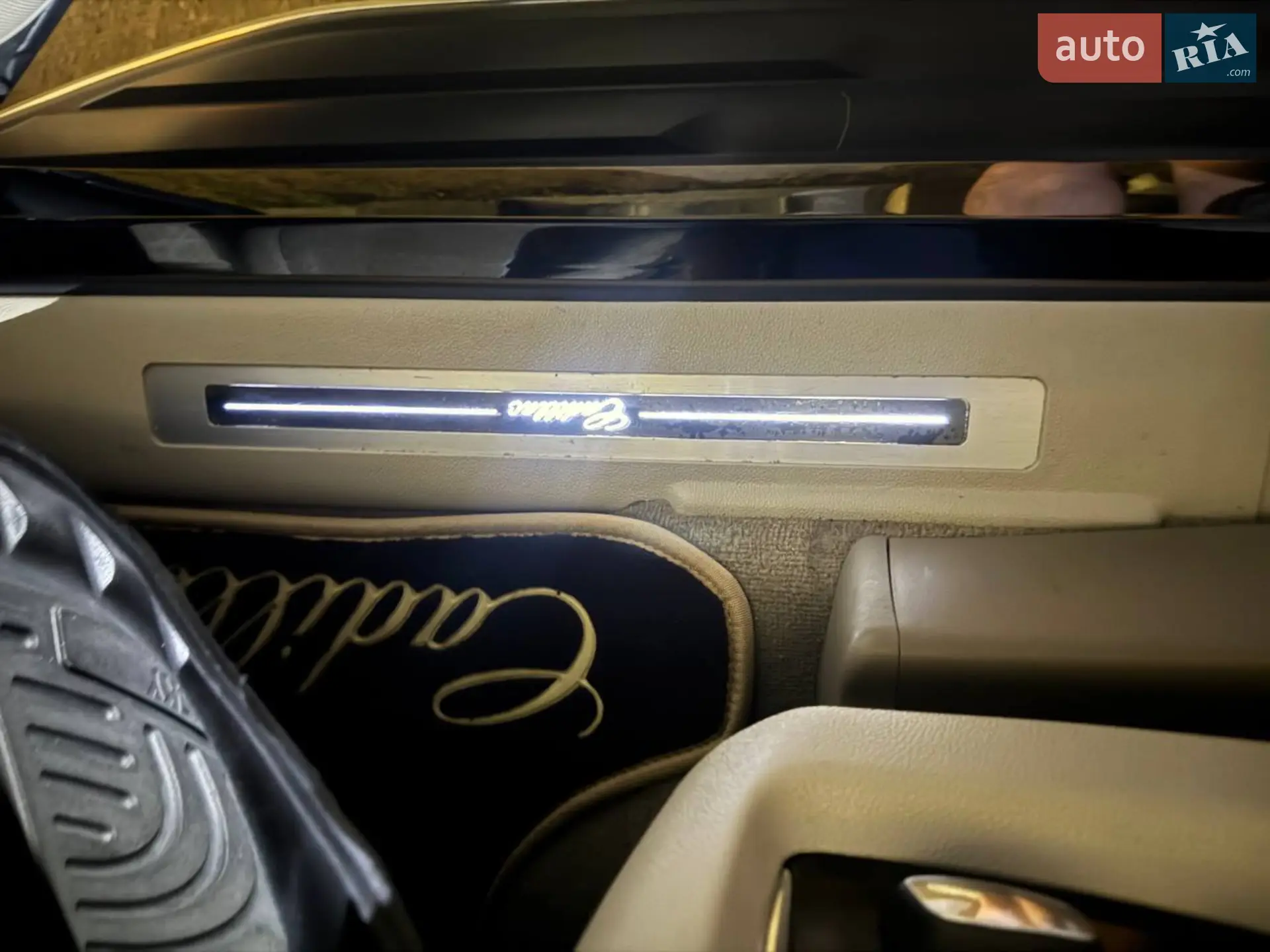2014 Cadillac Escalade - мініатюра 47