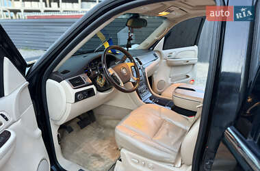 Внедорожник / Кроссовер Cadillac Escalade 2006 в 