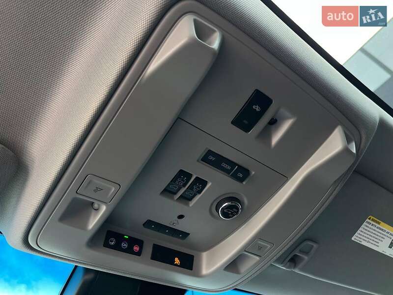 Внедорожник / Кроссовер Cadillac Escalade 2017 в Львове