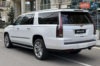 Внедорожник / Кроссовер Cadillac Escalade 2018 в 