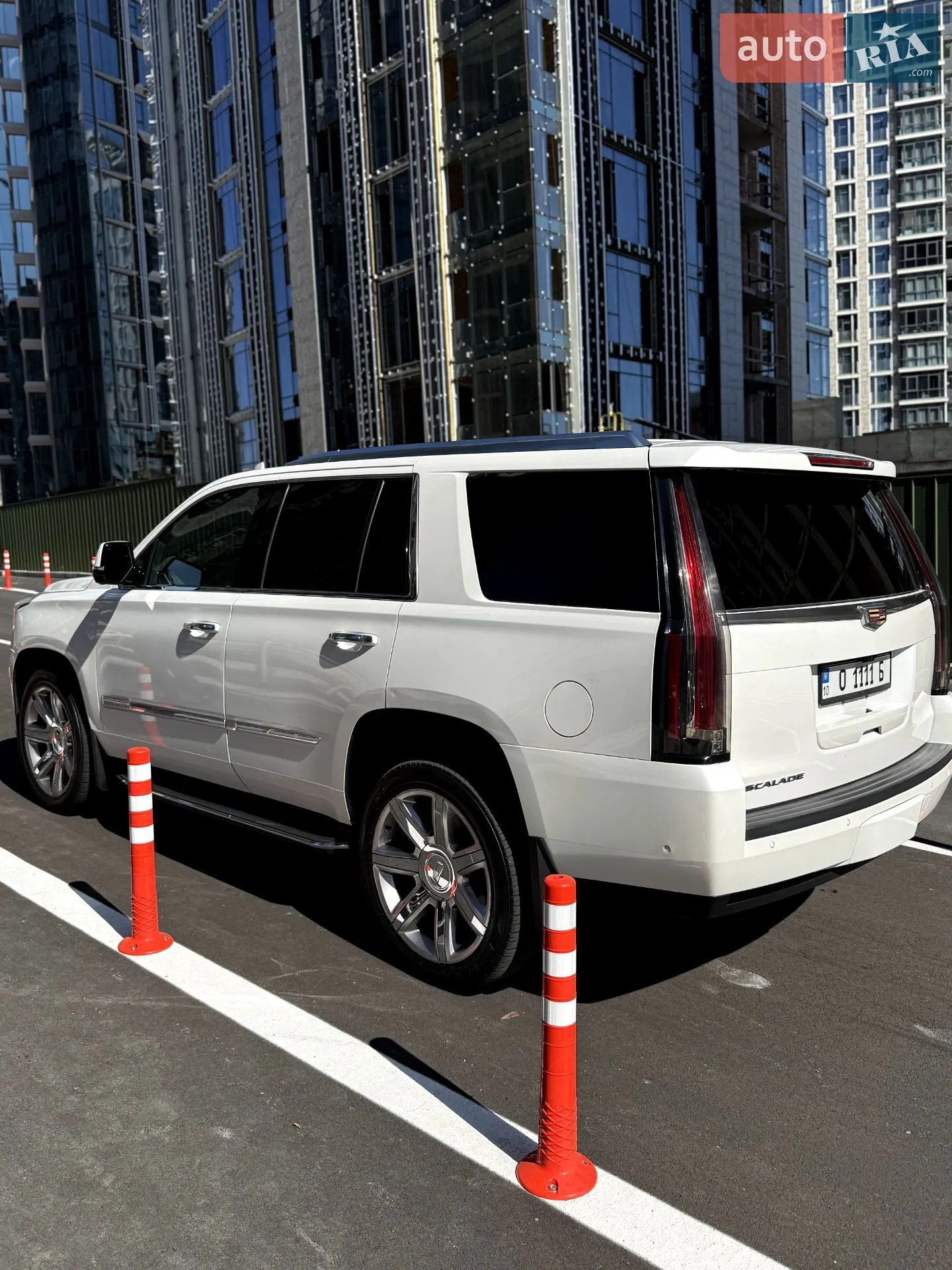 2017 Cadillac Escalade - мініатюра 5
