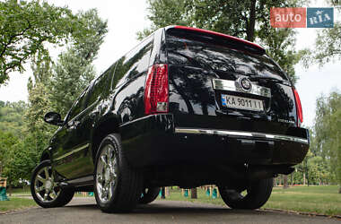 Позашляховик / Кросовер Cadillac Escalade 2008 в 
