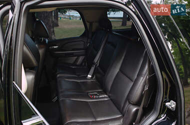 Позашляховик / Кросовер Cadillac Escalade 2008 в 
