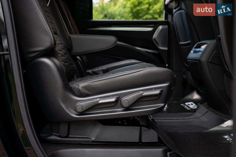 Внедорожник / Кроссовер Cadillac Escalade 2025 в Киеве