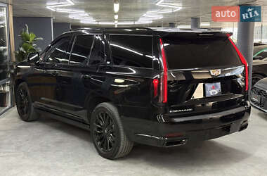 Внедорожник / Кроссовер Cadillac Escalade 2022 в 