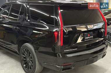 Внедорожник / Кроссовер Cadillac Escalade 2022 в 