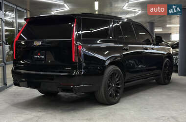Внедорожник / Кроссовер Cadillac Escalade 2022 в 