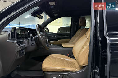 Внедорожник / Кроссовер Cadillac Escalade 2022 в 