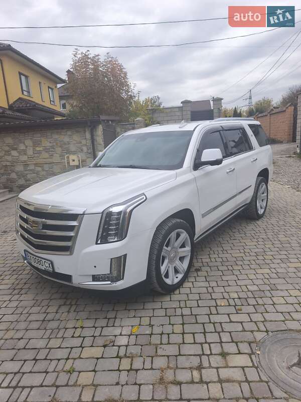Позашляховик / Кросовер Cadillac Escalade 2016 в 