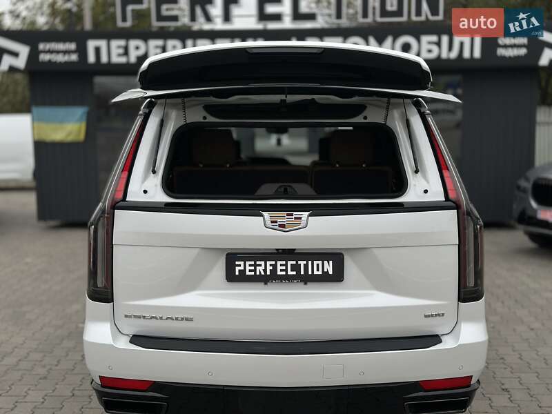 Внедорожник / Кроссовер Cadillac Escalade 2021 в Черновцах