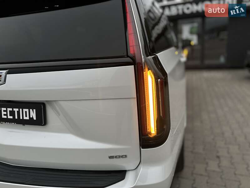 Внедорожник / Кроссовер Cadillac Escalade 2021 в Черновцах
