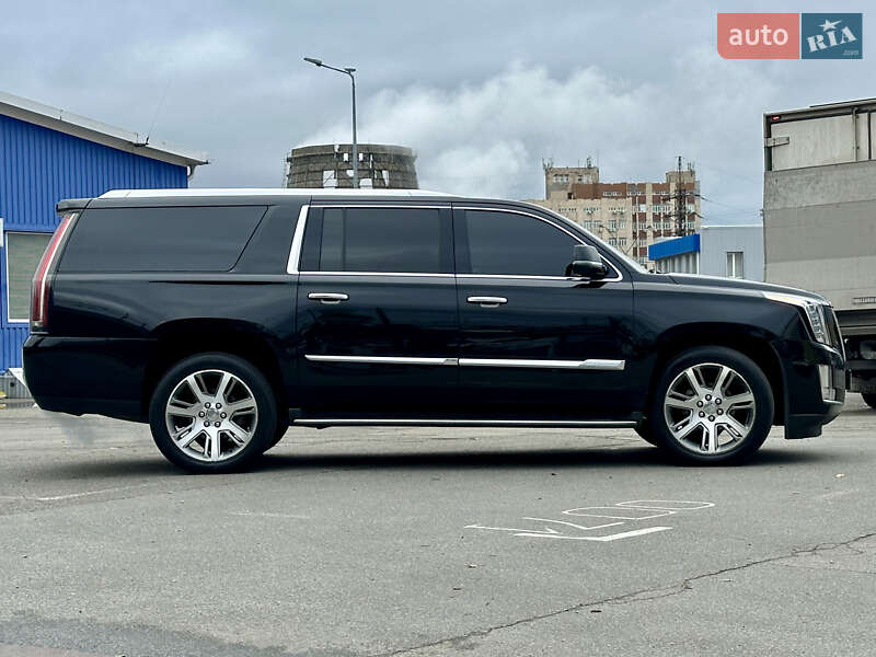 Внедорожник / Кроссовер Cadillac Escalade 2016 в Киеве фото 6 Внедорожник / Кроссовер Cadillac Escalade 2016 в Киеве