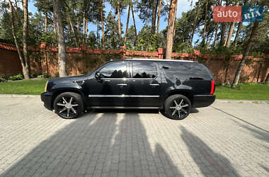 Внедорожник / Кроссовер Cadillac Escalade 2013 в 