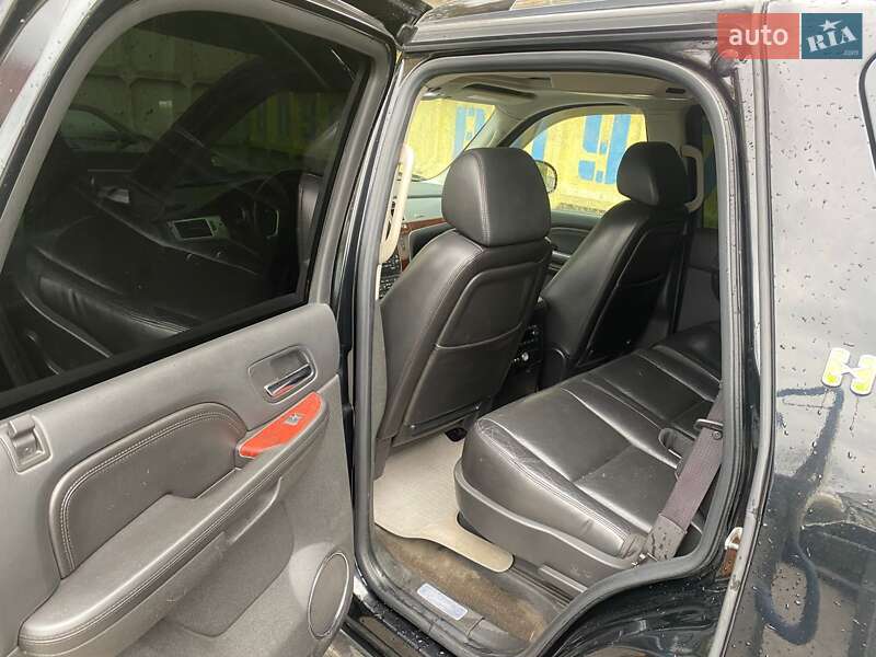 Позашляховик / Кросовер Cadillac Escalade 2008 в Дніпрі фото 27 Позашляховик / Кросовер Cadillac Escalade 2008 в Дніпрі