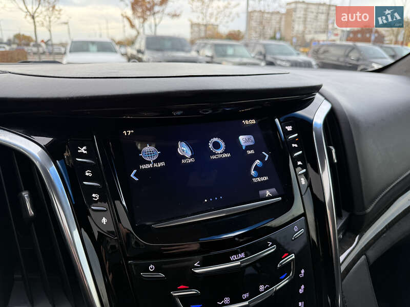 Внедорожник / Кроссовер Cadillac Escalade 2015 в Киеве