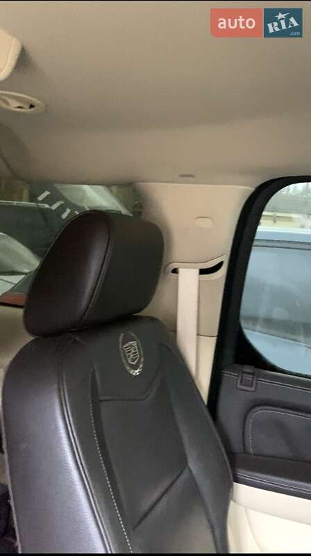 Внедорожник / Кроссовер Cadillac Escalade 2007 в Одессе фото 8 Внедорожник / Кроссовер Cadillac Escalade 2007 в Одессе