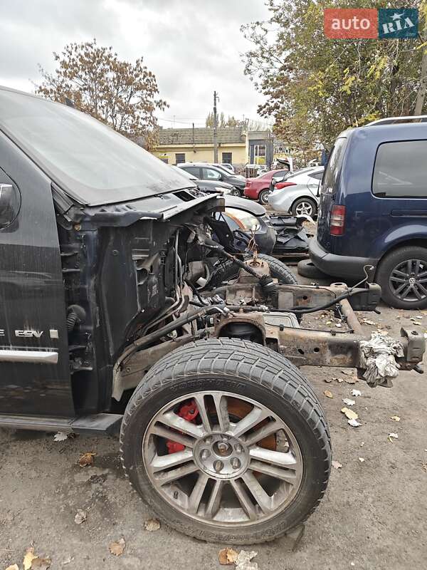 Внедорожник / Кроссовер Cadillac Escalade 2007 в Одессе фото 13 Внедорожник / Кроссовер Cadillac Escalade 2007 в Одессе