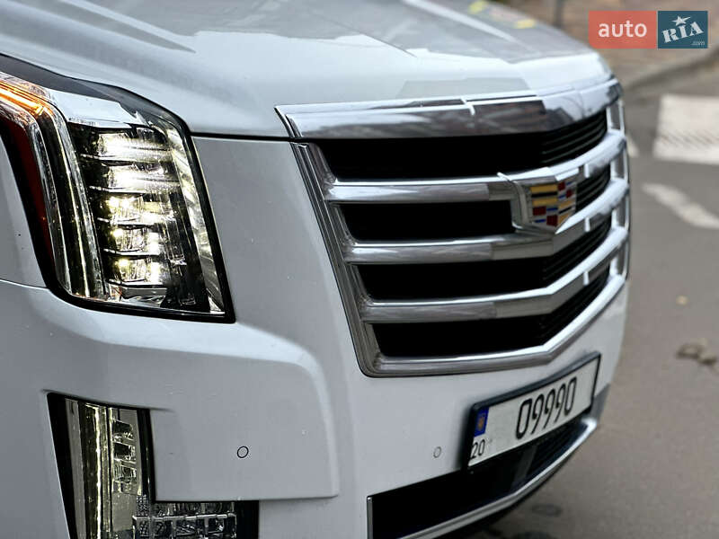 Позашляховик / Кросовер Cadillac Escalade 2016 в Тернополі фото 12 Позашляховик / Кросовер Cadillac Escalade 2016 в Тернополі