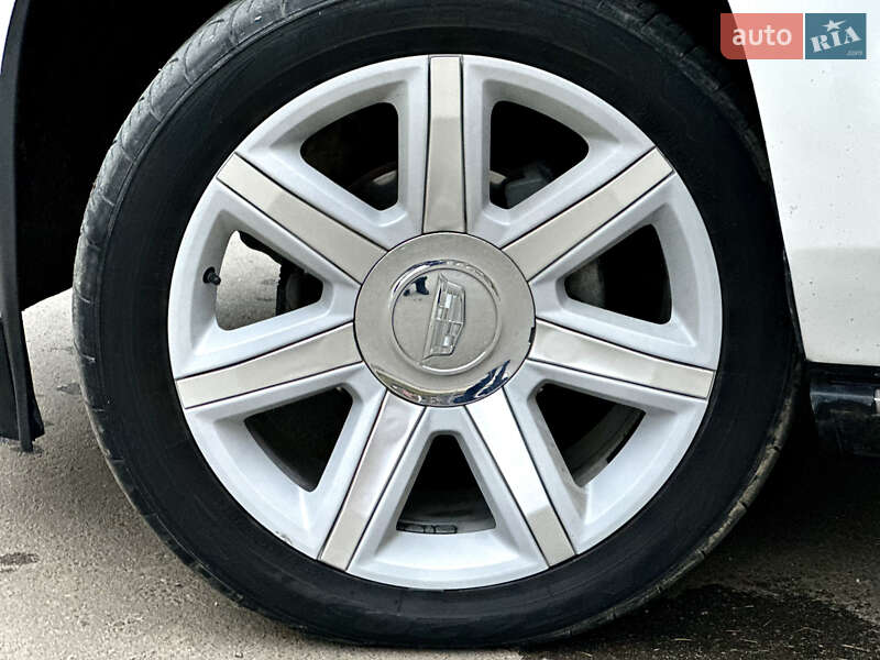 Позашляховик / Кросовер Cadillac Escalade 2016 в Тернополі фото 17 Позашляховик / Кросовер Cadillac Escalade 2016 в Тернополі