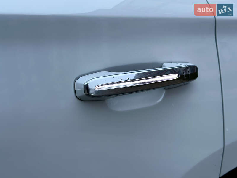 Позашляховик / Кросовер Cadillac Escalade 2016 в Тернополі фото 60 Позашляховик / Кросовер Cadillac Escalade 2016 в Тернополі