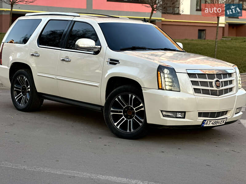 Позашляховик / Кросовер Cadillac Escalade 2013 в Тернополі фото 5 Позашляховик / Кросовер Cadillac Escalade 2013 в Тернополі