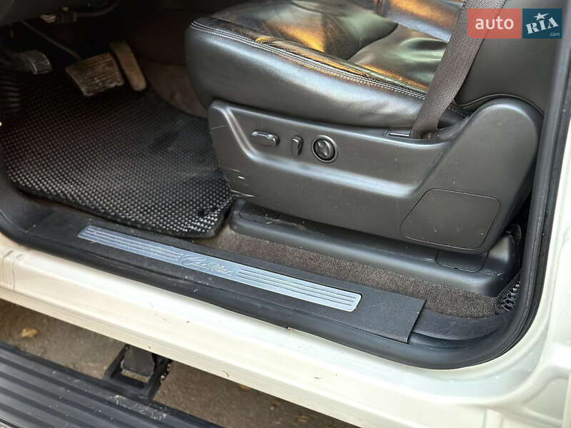 Позашляховик / Кросовер Cadillac Escalade 2013 в Тернополі фото 29 Позашляховик / Кросовер Cadillac Escalade 2013 в Тернополі