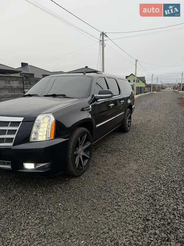 Внедорожник / Кроссовер Cadillac Escalade 2013 в Луцке фото 8 Внедорожник / Кроссовер Cadillac Escalade 2013 в Луцке