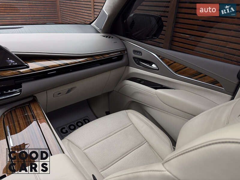 Внедорожник / Кроссовер Cadillac Escalade 2022 в Одессе фото 36 Внедорожник / Кроссовер Cadillac Escalade 2022 в Одессе