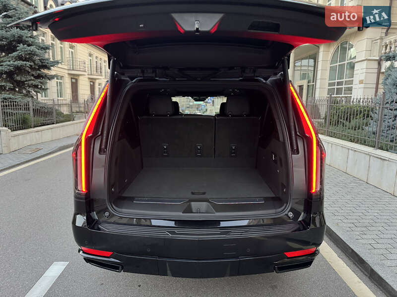 Позашляховик / Кросовер Cadillac Escalade 2023 в Києві фото 41 Позашляховик / Кросовер Cadillac Escalade 2023 в Києві