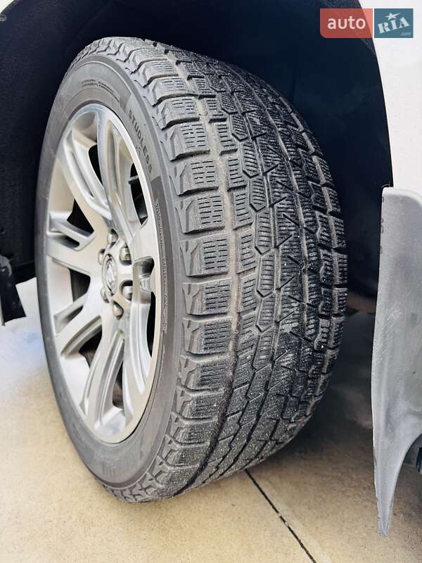 Внедорожник / Кроссовер Cadillac Escalade 2014 в Коростене