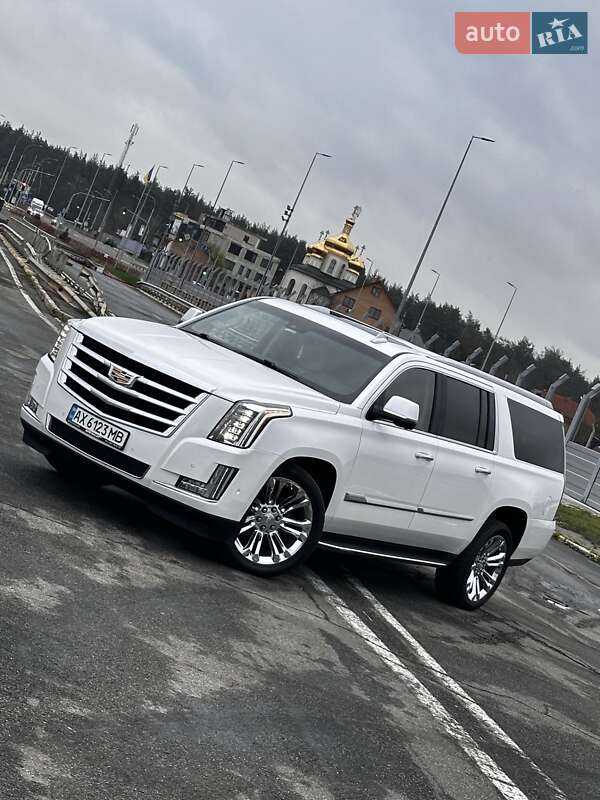 Позашляховик / Кросовер Cadillac Escalade 2018 в Києві фото 10 Позашляховик / Кросовер Cadillac Escalade 2018 в Києві