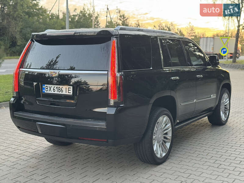 Внедорожник / Кроссовер Cadillac Escalade 2016 в Хмельницком