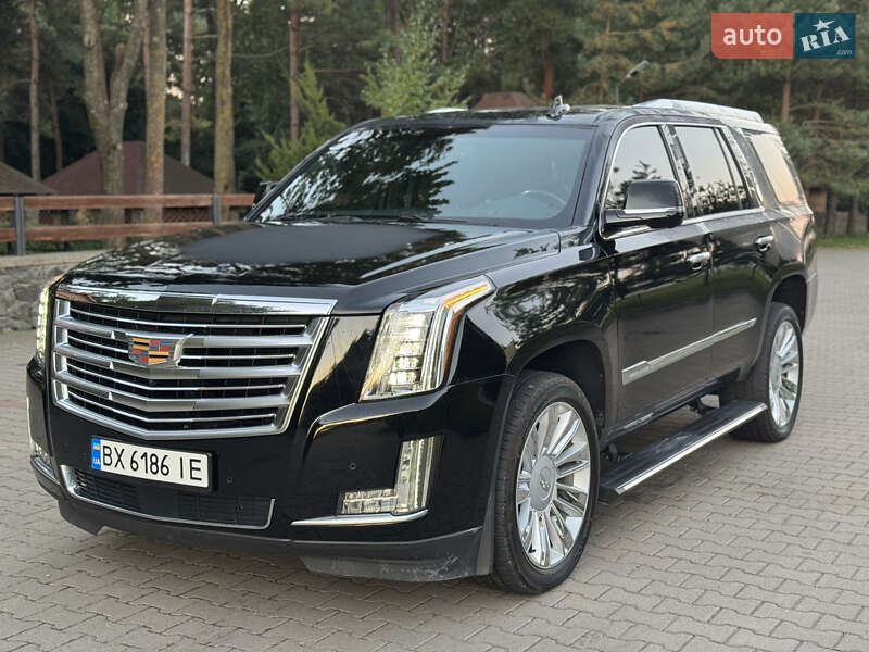Внедорожник / Кроссовер Cadillac Escalade 2016 в Хмельницком