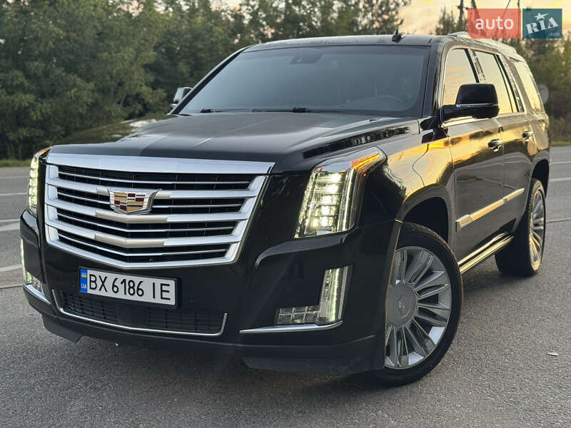 Внедорожник / Кроссовер Cadillac Escalade 2016 в Хмельницком